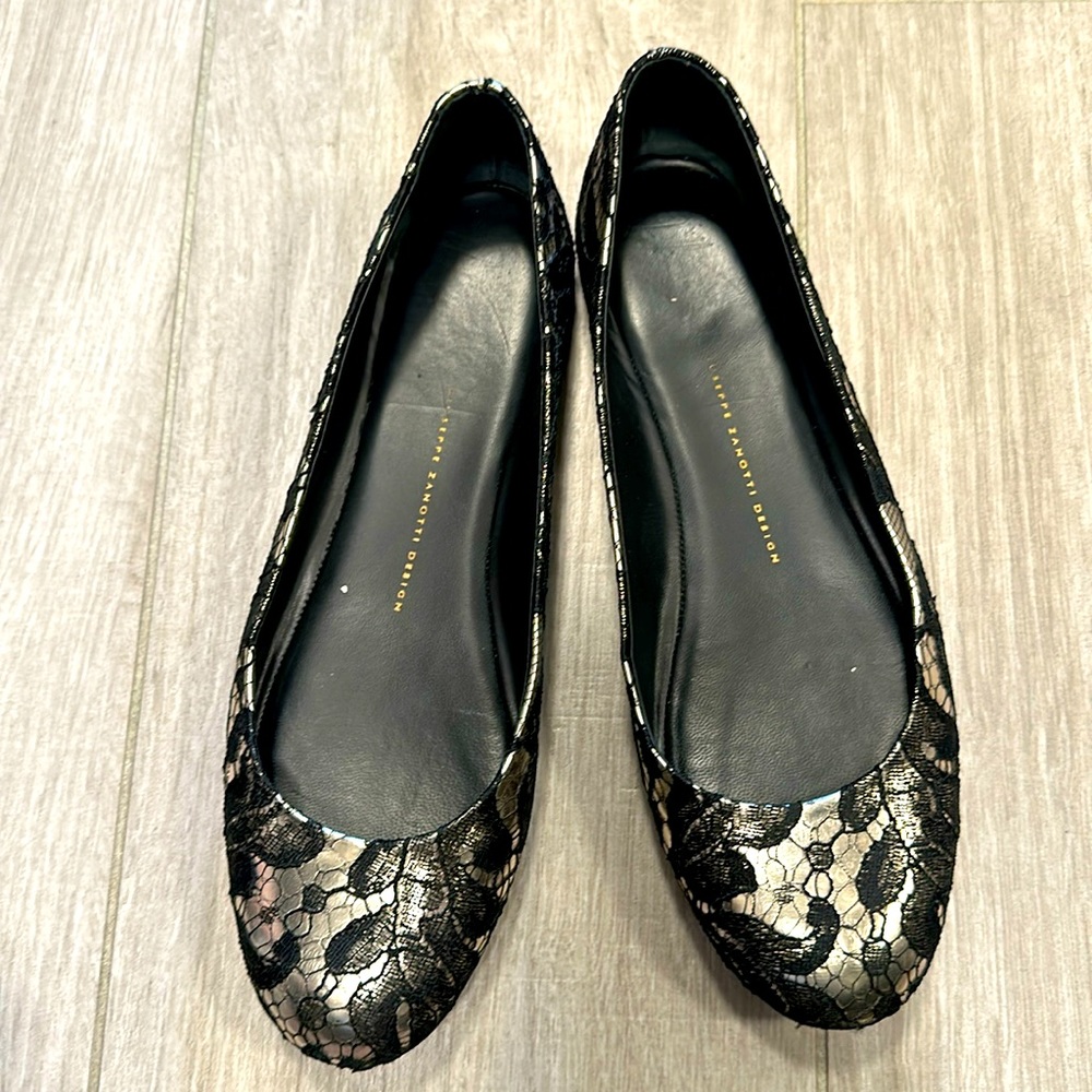 Lace and silver ballet flats.